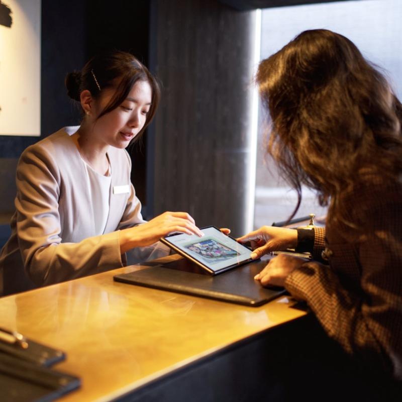 フロントデスク