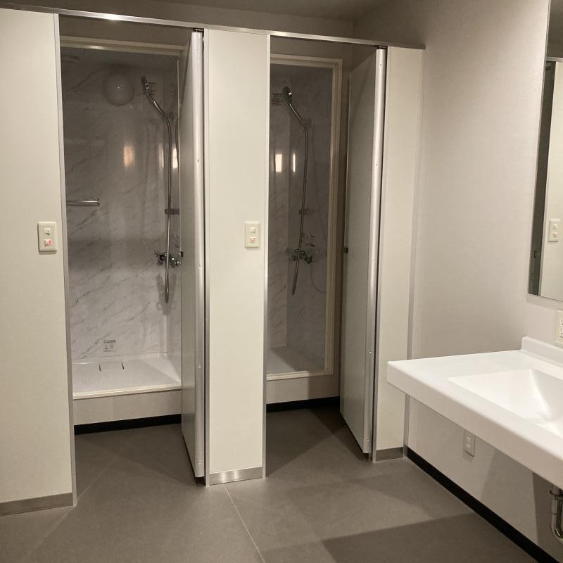 シャワーブース